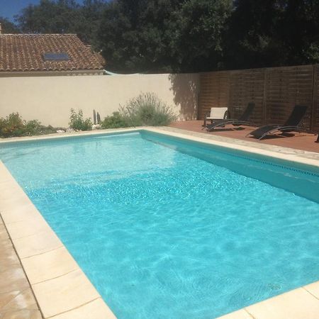Willa A L'Est D'Uzes Saint-Siffret Zewnętrze zdjęcie