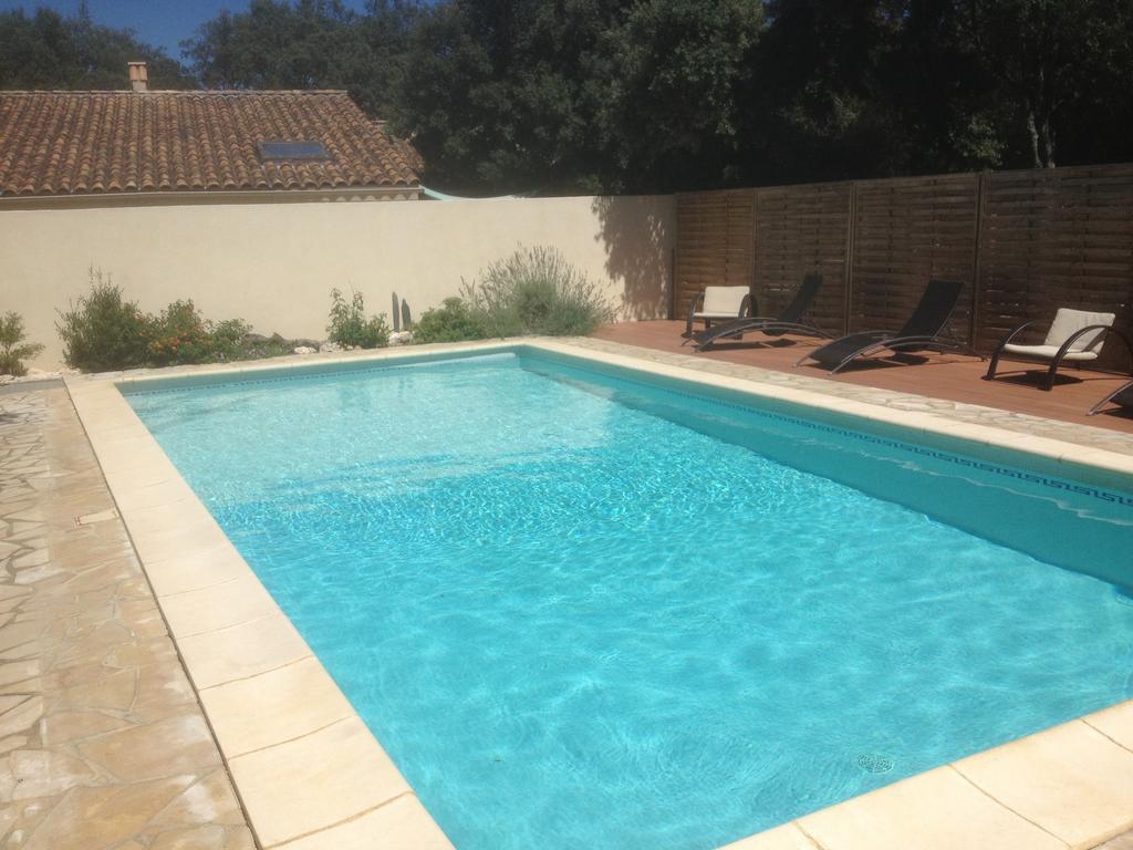 Willa A L'Est D'Uzes Saint-Siffret Zewnętrze zdjęcie