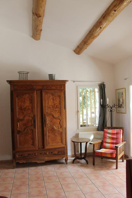 Willa A L'Est D'Uzes Saint-Siffret Zewnętrze zdjęcie